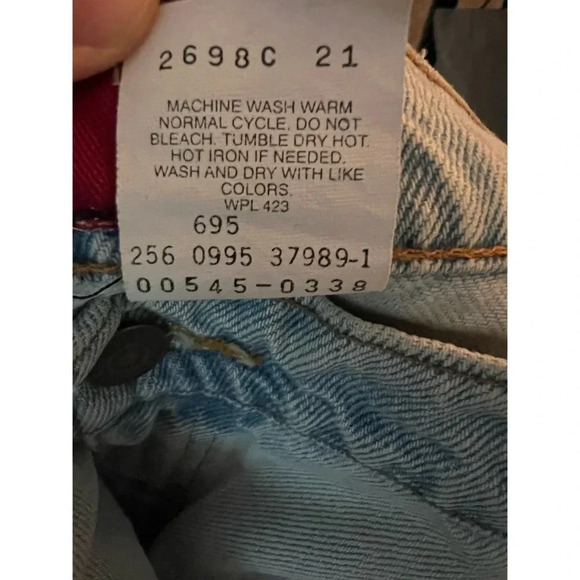 Levi’s Vintage 1995 Gold Tab Loose Fit 545 Denim Jeans Men’s 42x32 - Picture 13 of 13